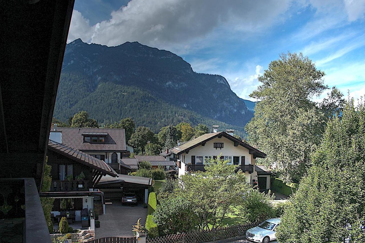 Ferienwohnung Chalet Waxenstein Garmisch-Partenkirchen Exterior foto