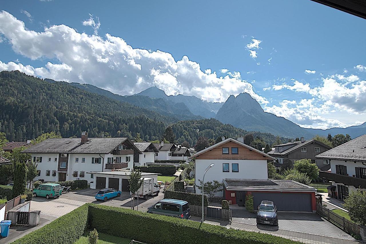 Ferienwohnung Chalet Waxenstein Garmisch-Partenkirchen Exterior foto